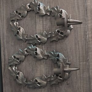 Set of 2 Metal Wall Candle Holders with Leaves